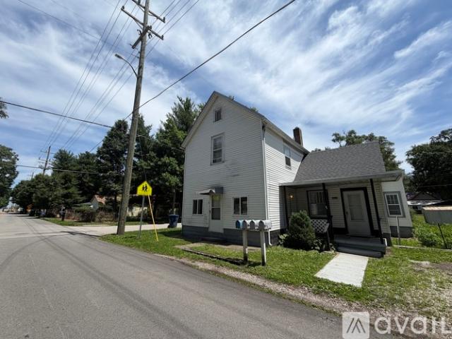 1 BR, 1 BA Apartment 2900 S 13 Th St, Unit 1, Terre Haute, IN 47802