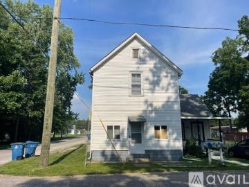1 BR, 1 BA Apartment 2900 S 13 Th St, Unit 4, Terre Haute, IN 47802