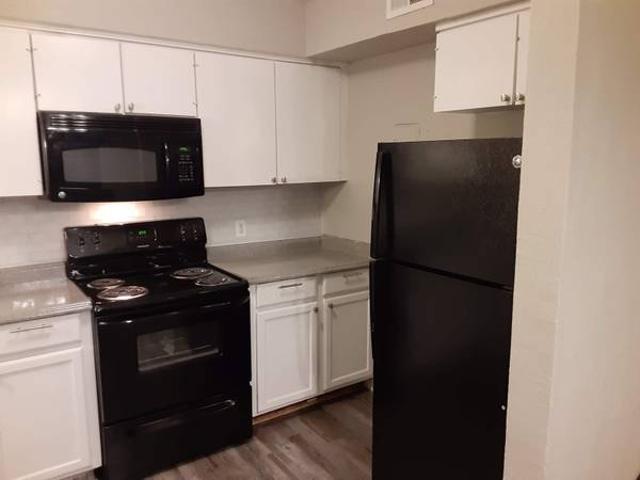1 BR, 1 BA Apartment 2901 Travis Ave Unit 22, Fort Worth, TX 76110