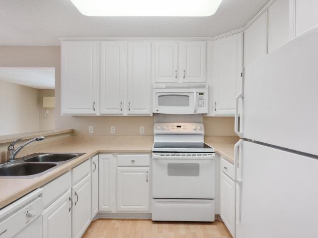 1 BR, 1 BA Apartment 2903 Cutters Grove Ave Unit 2811 110, Anoka, MN 55303