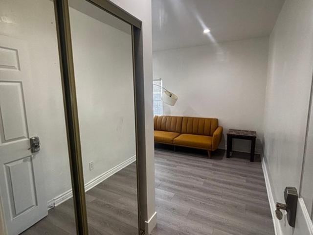 1 BR, 1 BA Apartment 2903 Van Buren Place, Unit 4, Los Angeles, CA 90007