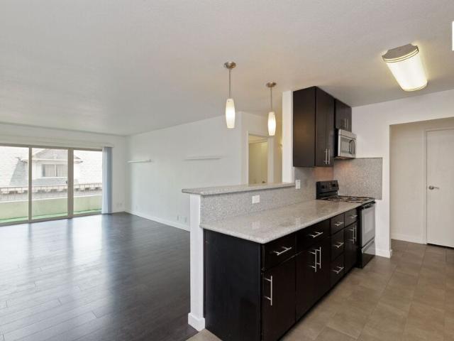 1 BR, 1 BA Apartment 290 Lee St Oakland, CA 94610