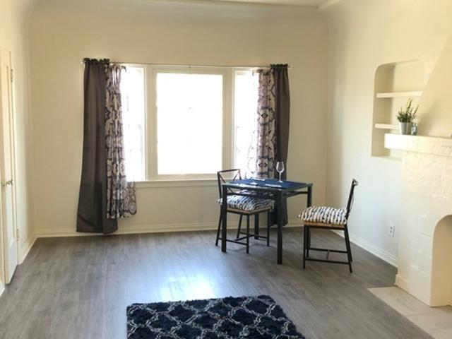 1 BR, 1 BA Apartment 2914 W Vernon Ave, Unit 2912 1/2, Los Angeles, CA 90008