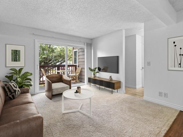1 BR, 1 BA Apartment 2950 NE 23rd St Unit 033, Gresham, OR 97030
