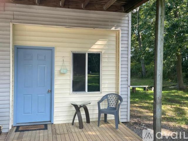 1 BR, 1 BA Apartment 29731 Co Rd 28, Unit 8, Elkhart, IN 46517