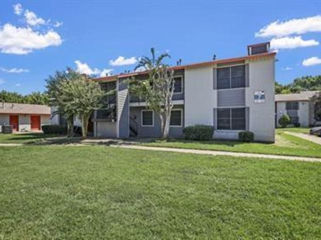 1 BR, 1 BA Apartment 2000 N Kaufman St Unit 302, Ennis, TX 75119
