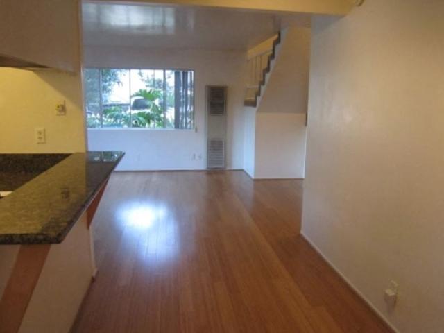 1 BR, 1 BA Apartment 2003 Rockefeller Lane Unit 05, Redondo Beach, CA 90278