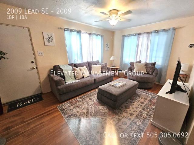 1 BR, 1 BA Apartment 2009 Lead SE, Albuquerque, NM 87106