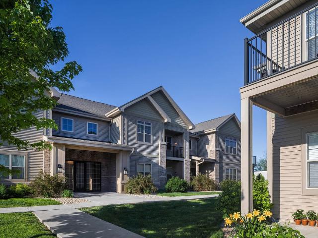 1 BR, 1 BA Apartment 200 208 South Brookwood Drive Unit 206, Mount Horeb, WI 53572