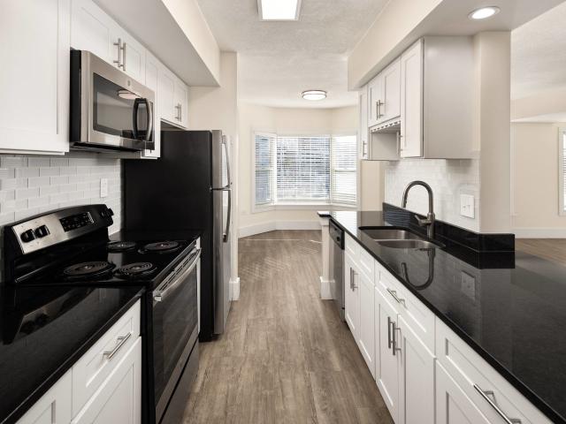 1 BR, 1 BA Apartment 200 Colonial Homes Drive Northwest Unit 0101, Atlanta, GA 30309