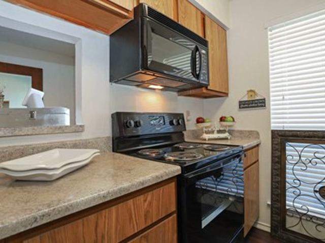 1 BR, 1 BA Apartment 2015 Randy Snow Rd Unit 1 1328, Arlington, TX 76011