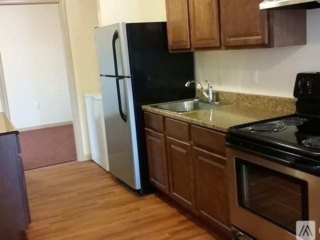 1 BR, 1 BA Apartment 201 University Drive, Unit 2, Frostburg, MD 21532