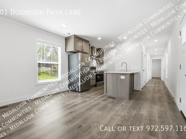 1 BR, 1 BA Apartment 201 Dogwood Path Lane, Hendersonville, NC 28739