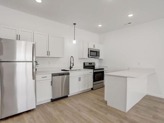 1 BR, 1 BA Apartment 201 Parkview Drive, Wright City, MO 63390