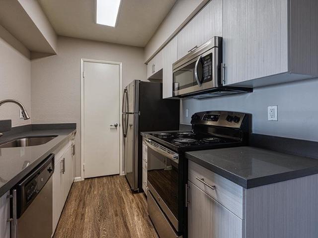 1 BR, 1 BA Apartment 2020 E Broadway Rd Unit 2104, Tempe, AZ 85282