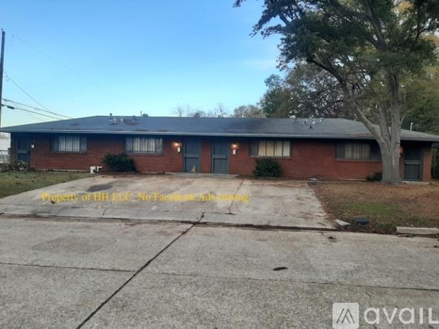 1 BR, 1 BA Apartment 202 Dunbar St, Unit 208, Jackson, MS 39216