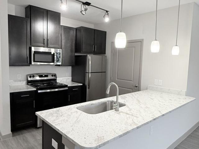 1 BR, 1 BA Apartment 202 East Ufer Street Unit 110, Fredericksburg, TX 78624