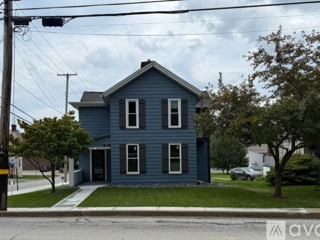 1 BR, 1 BA Apartment 207 Crowe Ave, Unit A, Mars, PA 16046