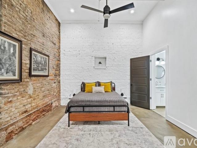 1 BR, 1 BA Apartment 204 Conti Street, Unit 1A, Mobile, AL 36602