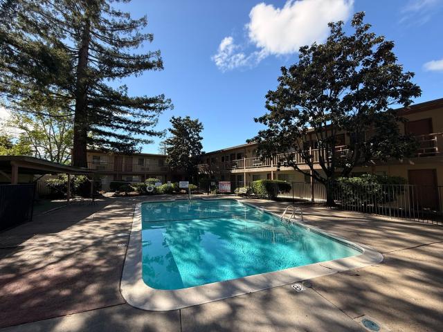 1 BR, 1 BA Apartment 2050 Mendocino Ave Santa Rosa, CA 95401