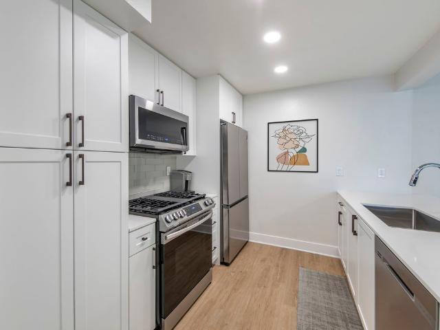 1 BR, 1 BA Apartment 20544 Ventura Boulevard Unit 003 303, Woodland Hills, CA 91364