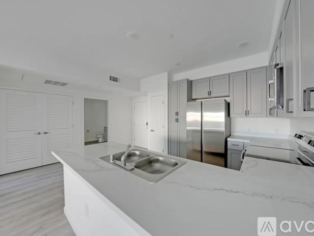 1 BR, 1 BA Apartment 2060 Millennium Way, Unit Unit D, Hanford CA, CA 93230
