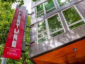 1 BR, 1 BA Apartment 206 5th Avenue North Unit 715, Seattle, WA 98109