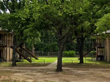 1 BR, 1 BA Apartment 208 Legendary Lane, Gun Barrel City, TX 75156