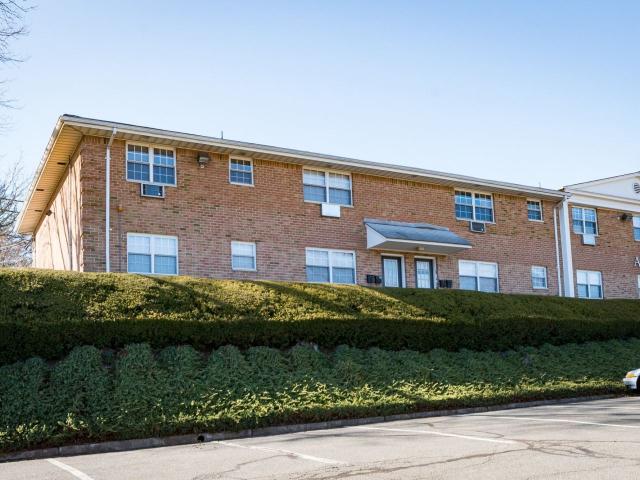 1 BR, 1 BA Apartment 20 Valley Avenue Unit D 03, Westwood, NJ 07675