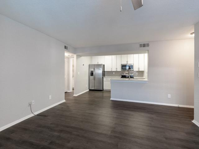 1 BR, 1 BA Apartment 2100 Defoors Ferry Road Northwest Unit 2052, Atlanta, GA 30318