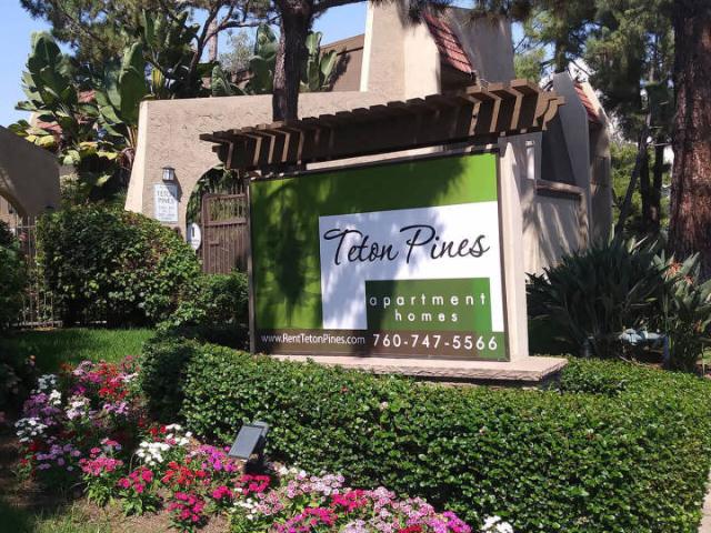 1 BR, 1 BA Apartment 2100 East Grand Avenue Unit 05, Escondido, CA 92027