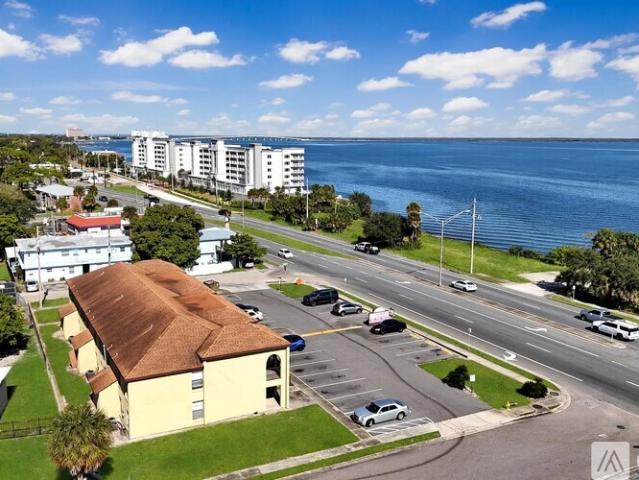 1 BR, 1 BA Apartment 2100 S Washington Ave, Unit 10, Titusville, FL 32780