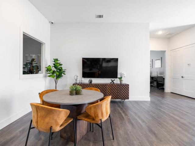1 BR, 1 BA Apartment 2101 Crouch Road Unit 8306, Dallas, TX 75241