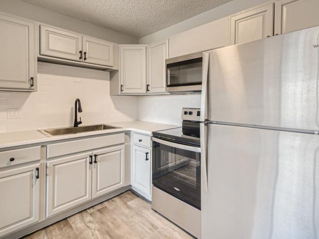 1 BR, 1 BA Apartment 2102 Carmel Drive, Colorado Springs, CO 80910