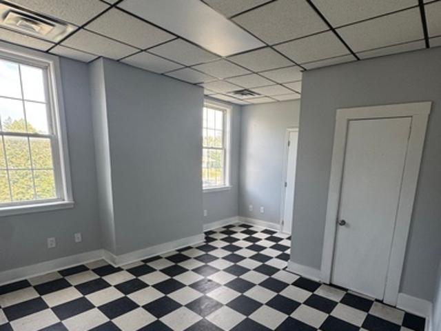1 BR, 1 BA Apartment 210 Washington Ave, Unit C, Evansville, IN 47713