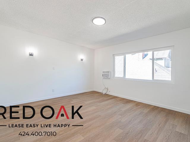 1 BR, 1 BA Apartment 2112 Toberman Street, Los Angeles, CA 90007