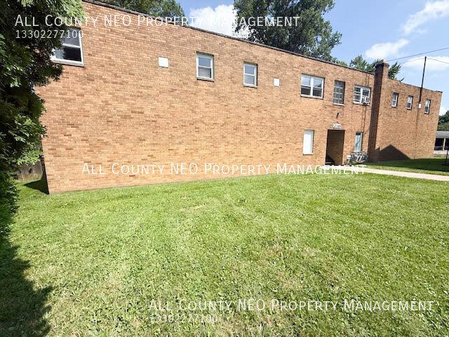 1 BR, 1 BA Apartment 2116 Market Ave. N Canton, OH 44714