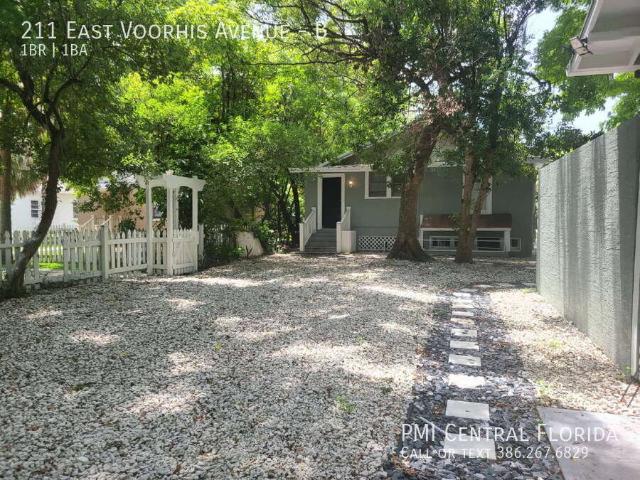 1 BR, 1 BA Apartment 211 East Voorhis Avenue, DeLand, FL 32724