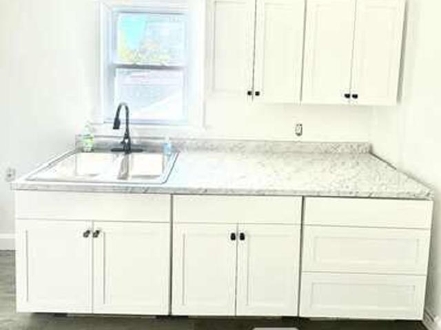 1 BR, 1 BA Apartment 212 South Chestnut Street, Unit 4, Collinsville, IL 62234