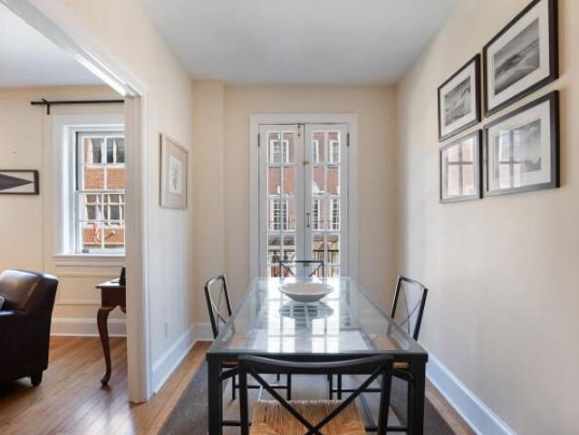 1 BR, 1 BA Apartment 2130 Locust Street Unit B01, Philadelphia, PA 19103