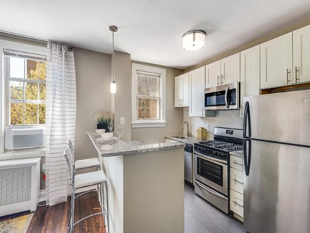 1 BR, 1 BA Apartment 2147 O Street Northwest Unit 304, Washington, DC 20037