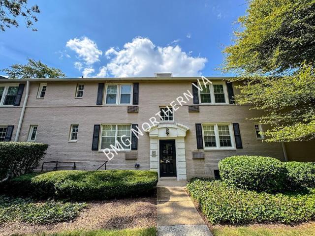 1 BR, 1 BA Apartment 214 N George Mason Dr, Arlington, VA 22203