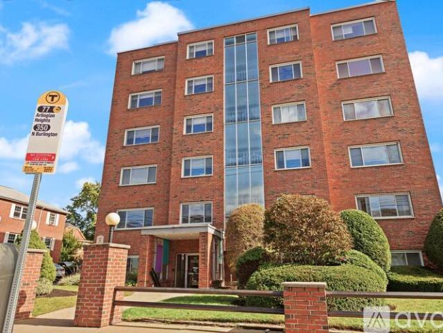 1 BR, 1 BA Apartment 215 Massachusetts Avenue, Unit 26, Arlington, MA 02474