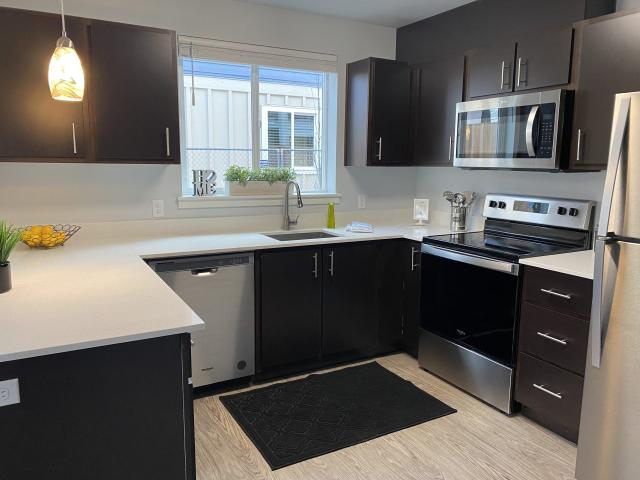 1 BR, 1 BA Apartment 2165 Queen Avenue Southeast Unit 320, Albany, OR 97322