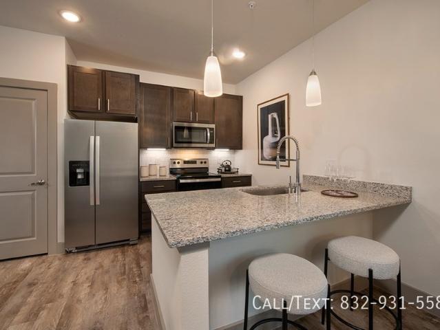 1 BR, 1 BA Apartment 21799 Cypress Rose Hill Rd, Tomball, TX 77377