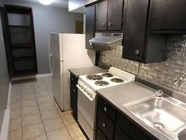 1 BR, 1 BA Apartment 218 Alexander Avenue, Unit 2, Greensburg, PA 15601