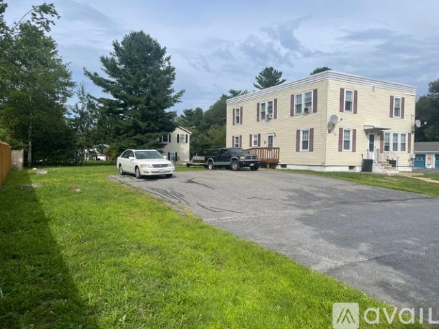 1 BR, 1 BA Apartment 21 Dingley Street, Unit Apt 3, Lewiston, ME 04240