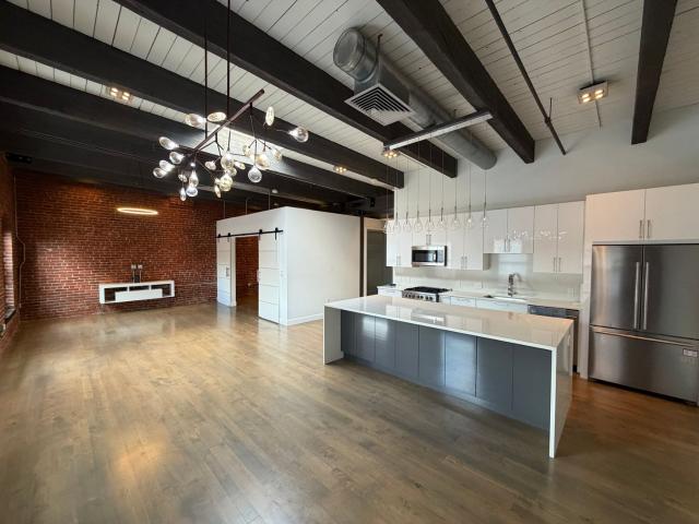 1 BR, 1 BA Apartment 21 Wormwood St, Boston, MA 02210