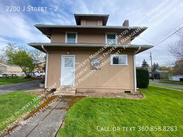 1 BR, 1 BA Apartment 2200 J Street, Bellingham, WA 98225