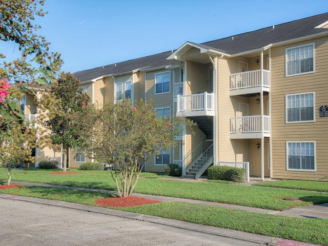 1 BR, 1 BA Apartment 2201 Manhattan Boulevard Unit 208, Harvey, LA 70058